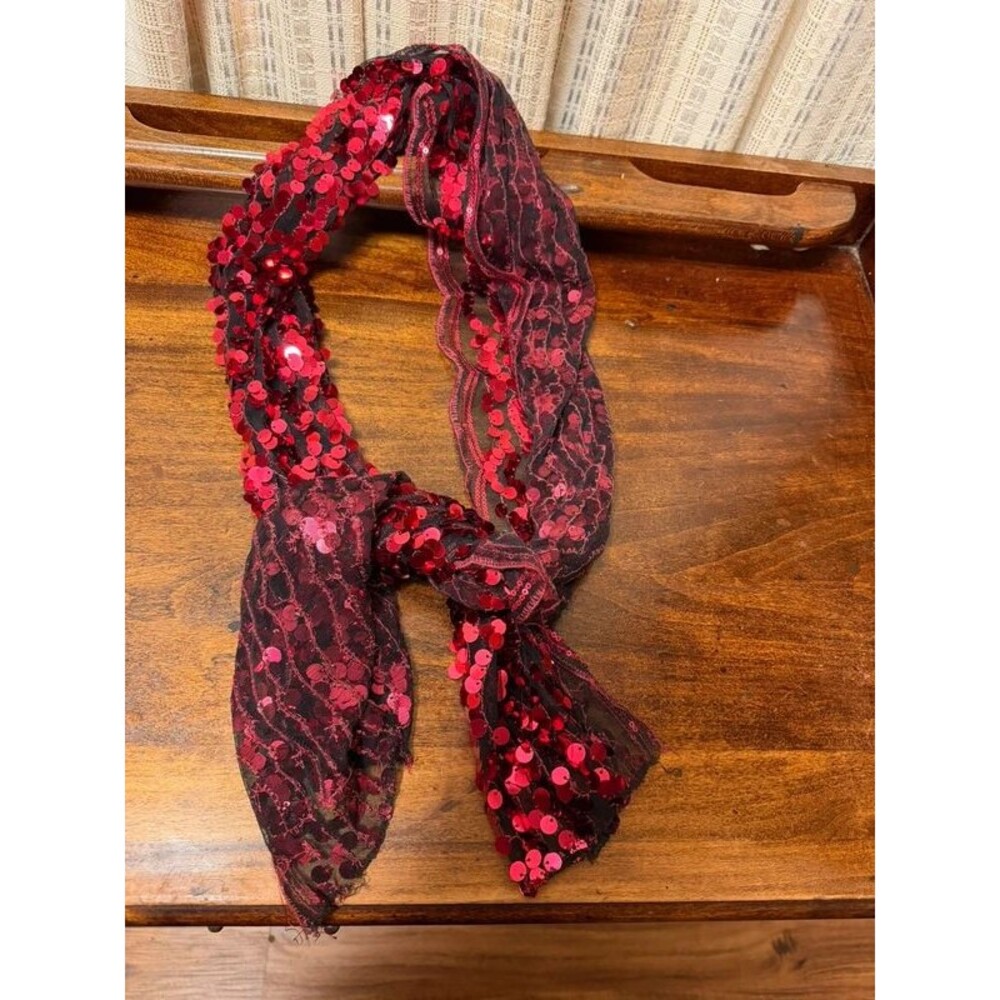 Beautiful holiday glittering, shiny scarf, red - Picture 3 of 4